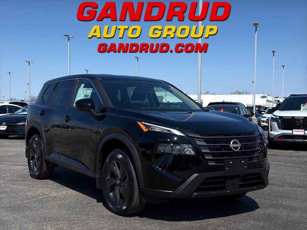 2026 Nissan Rogue 2026.5 AWD SV in Super Black — front three-quarter view