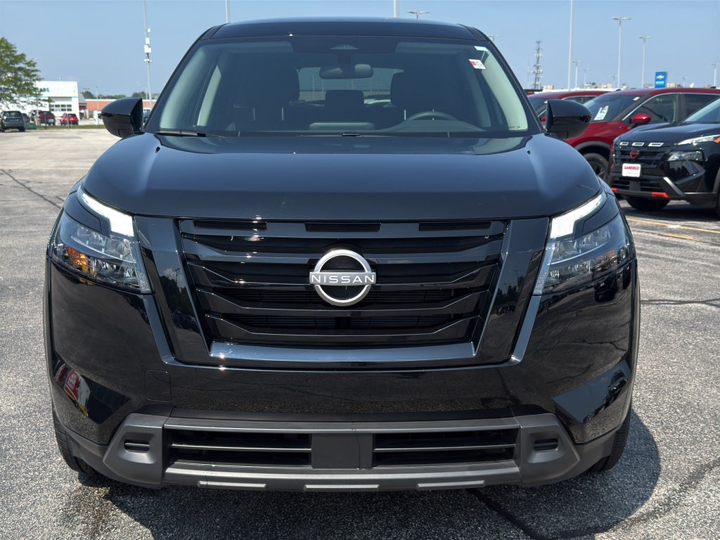 2025 Nissan Pathfinder — rear three-quarter view
